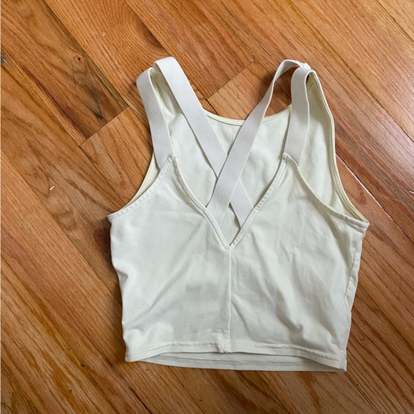 ALO YOGA TOP - Picture 2 of 3